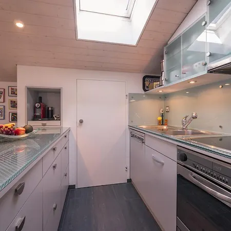 Primula Penthouse Apartment