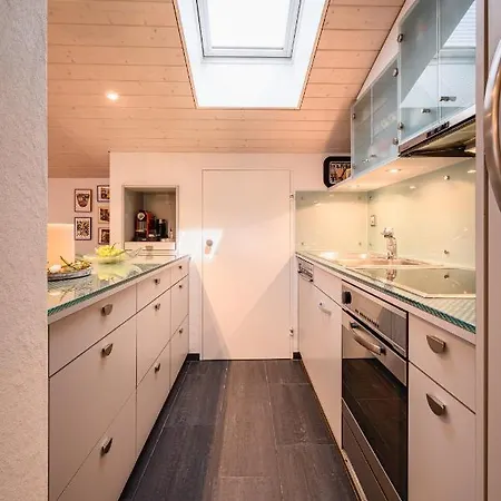 Primula Penthouse Apartament *