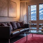 Primula Penthouse *
