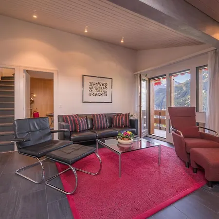 Primula Penthouse *