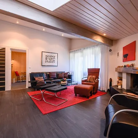 Primula Penthouse *